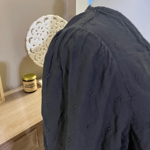 Old Navy Blouse - Picture 5 of 8